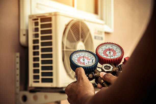 Professional Hvac Maintenance technician working in Wallingford, PA
